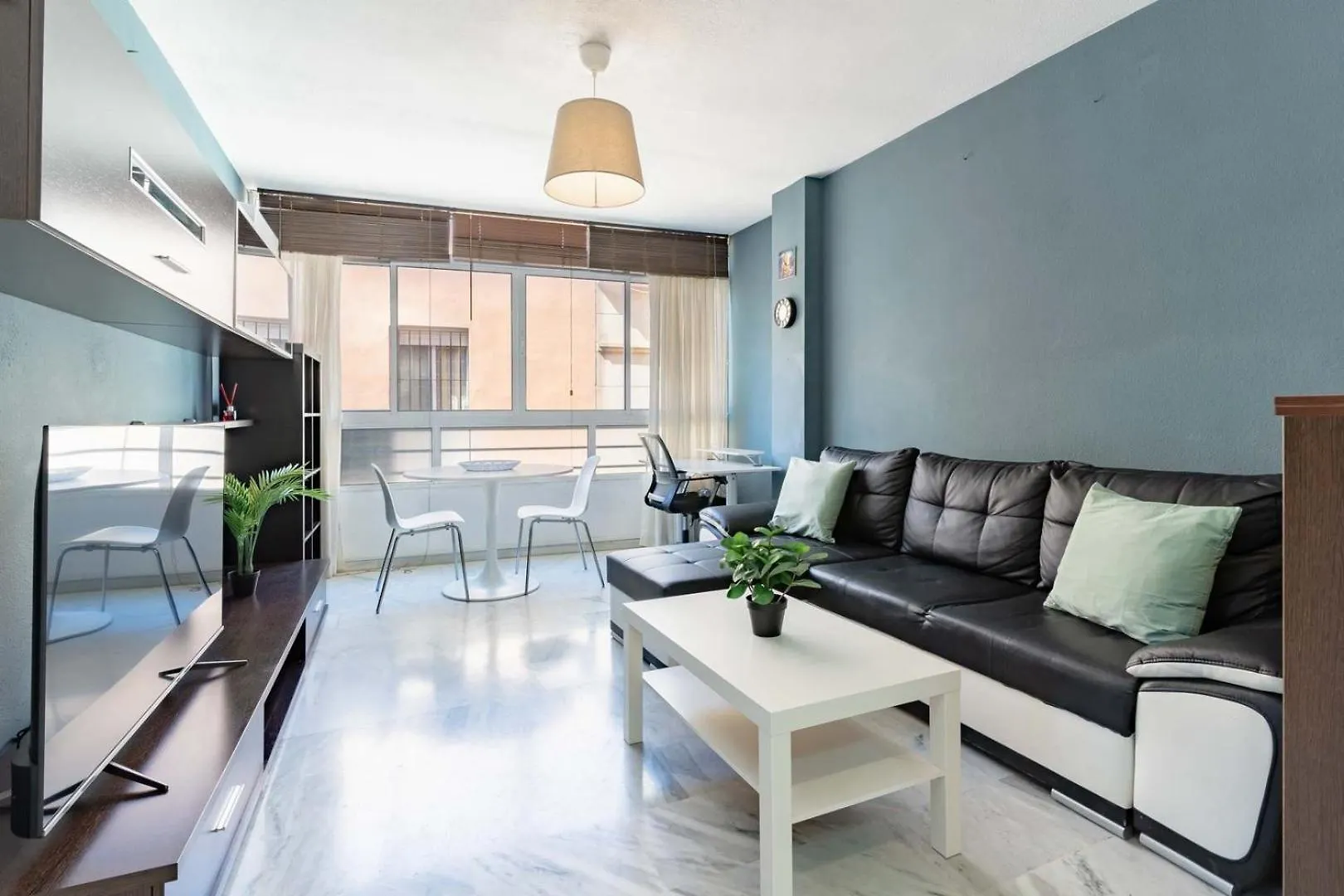 Guestready - Charming Escape In Malaga Apartment